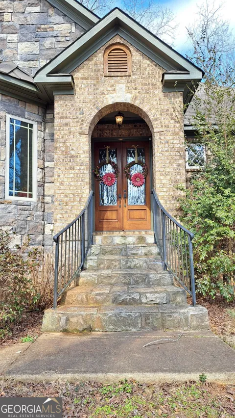 285 Pine DR