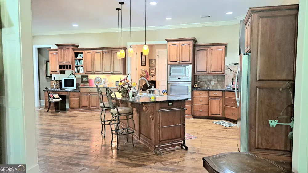 285 Pine DR Pine Mountain, GA 31822