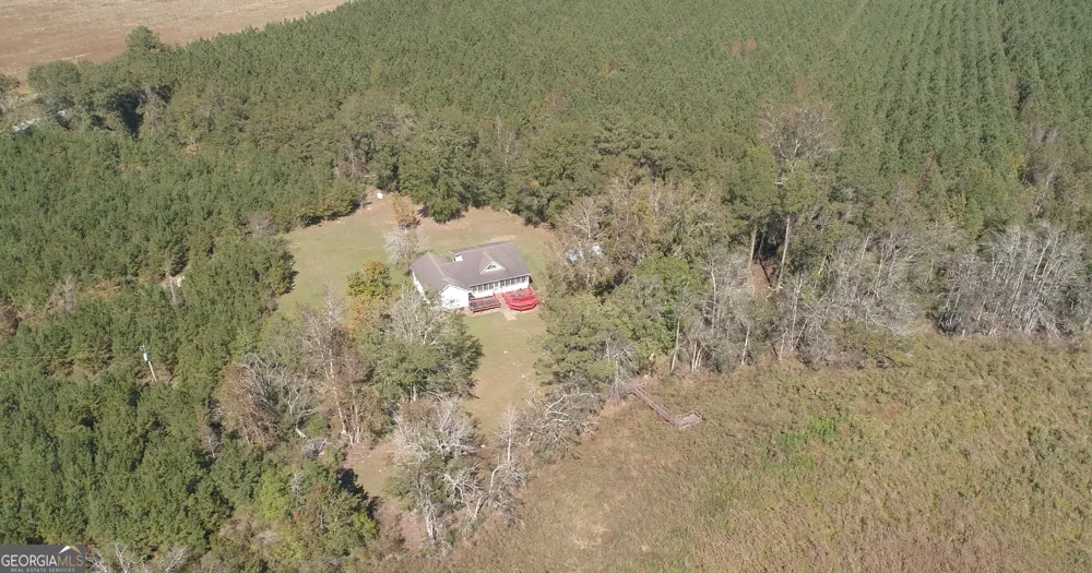 2202 KENNEDY BRIDGE RD Register, GA 30452
