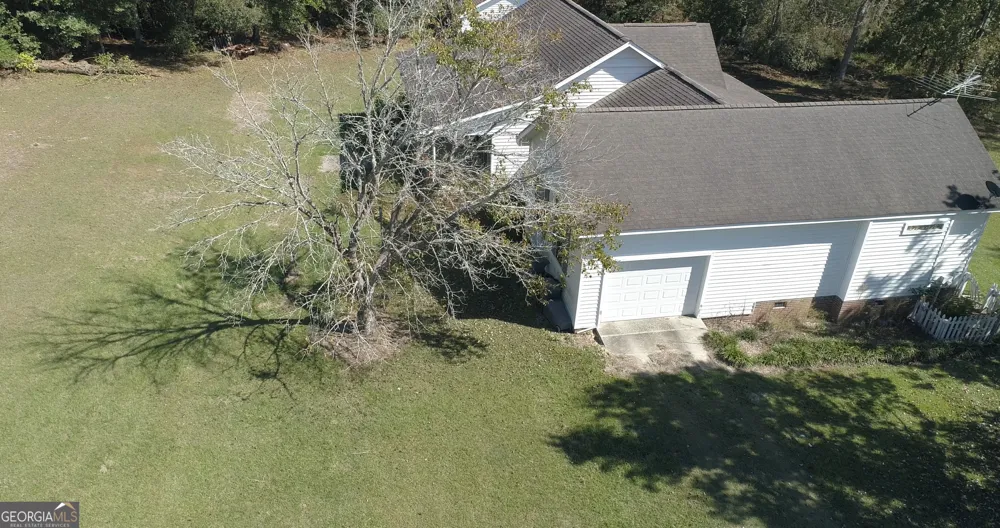 2202 KENNEDY BRIDGE RD Register, GA 30452