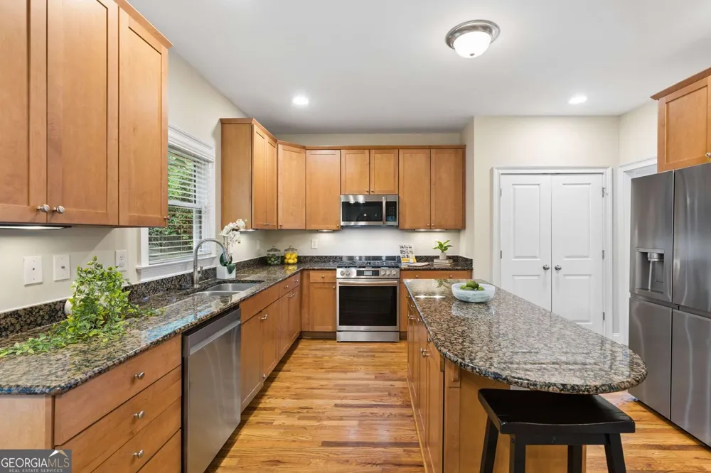 280 3rd AVE Avondale Estates, GA 30002