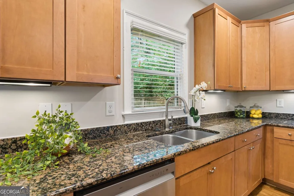 280 3rd AVE Avondale Estates, GA 30002