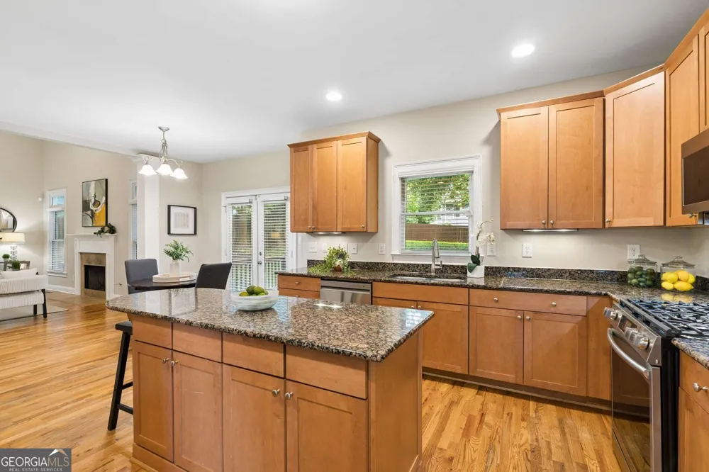 280 3rd AVE Avondale Estates, GA 30002