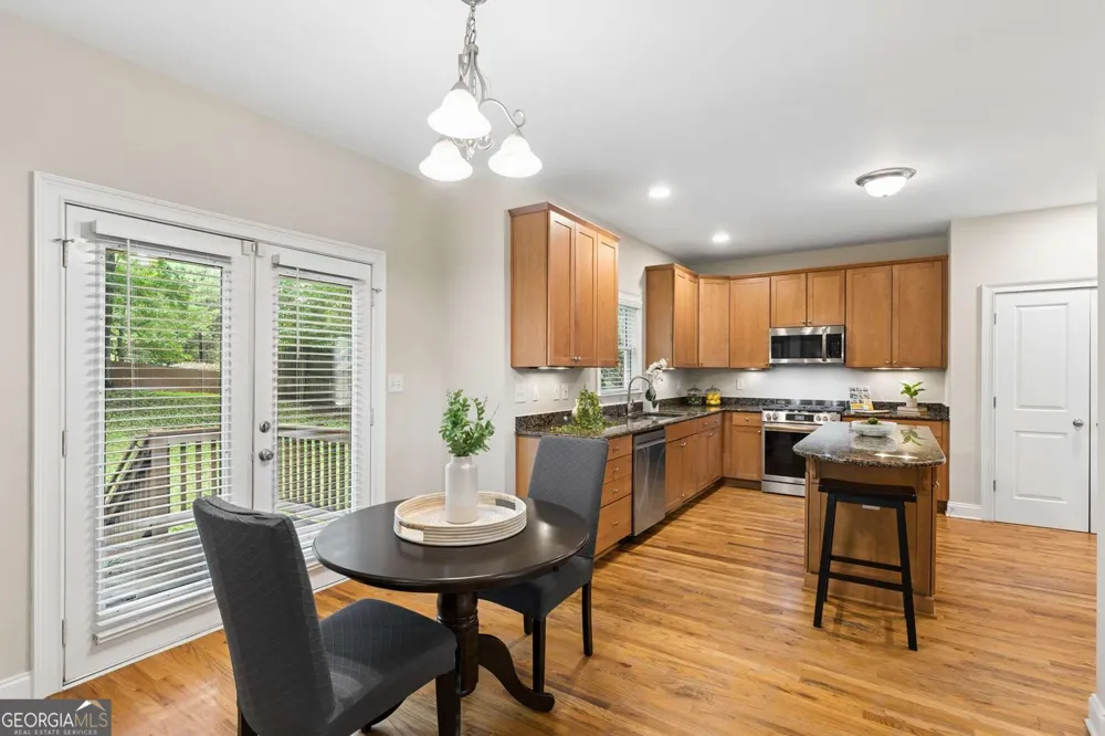 280 3rd AVE Avondale Estates, GA 30002