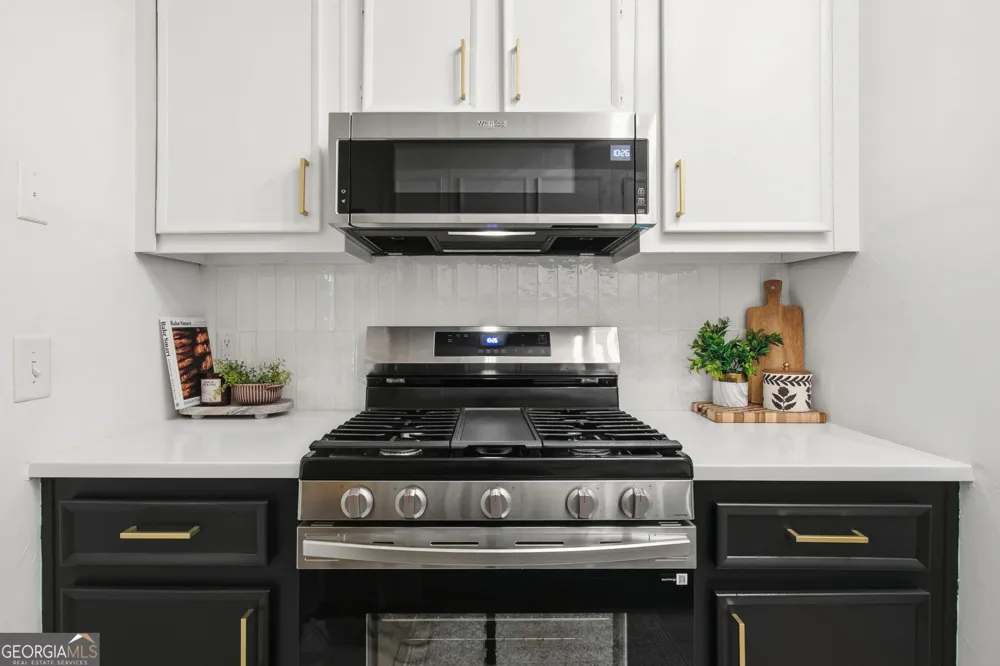 4013 Lake Pointe CIR Roswell, GA 30075