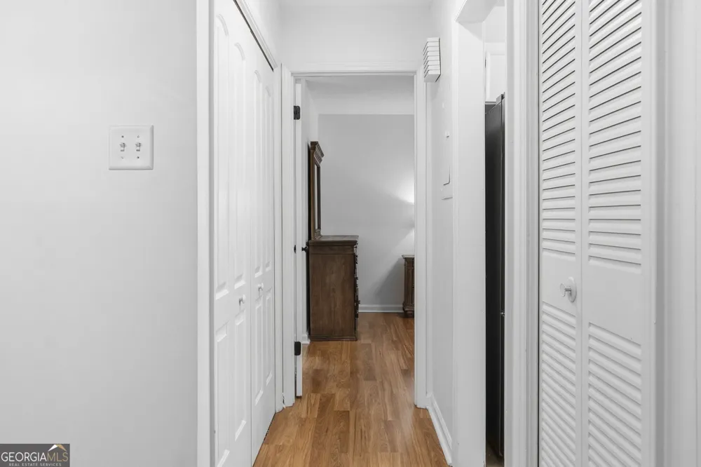 4013 Lake Pointe CIR Roswell, GA 30075