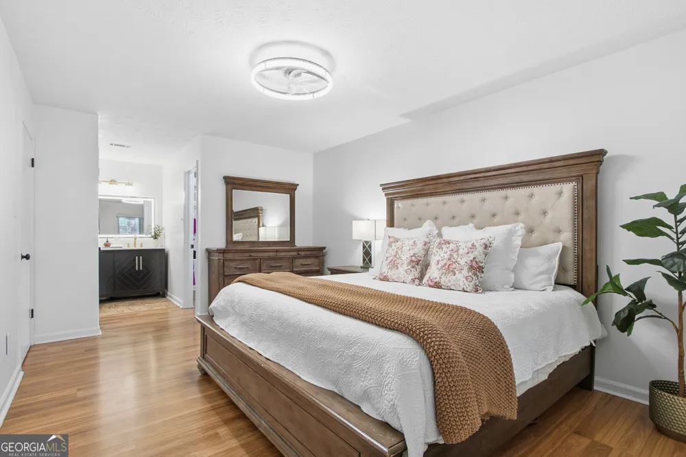 4013 Lake Pointe CIR Roswell, GA 30075