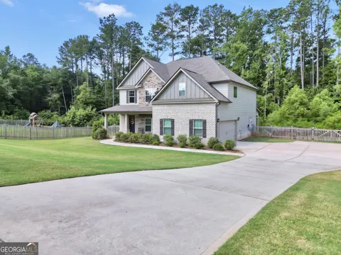231 Homestead CIR