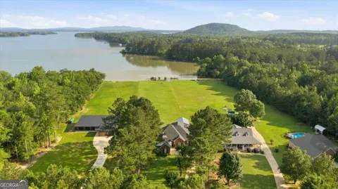 1590 County Road 136