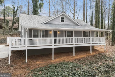 261 Silver Fox DR
