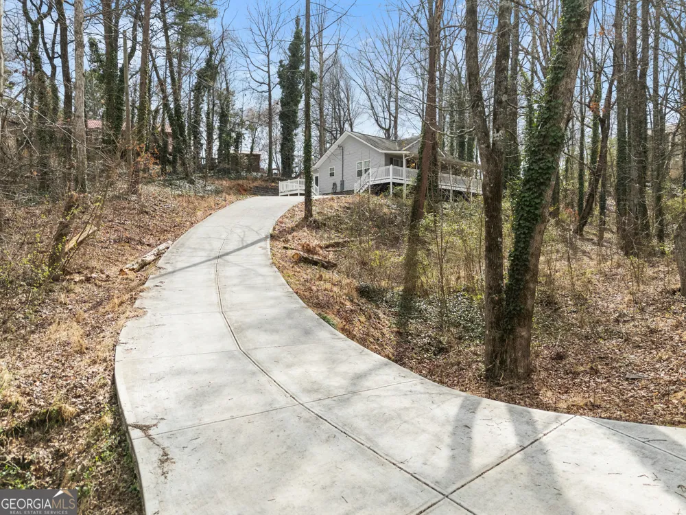 261 Silver Fox DR Dawsonville, GA 30534