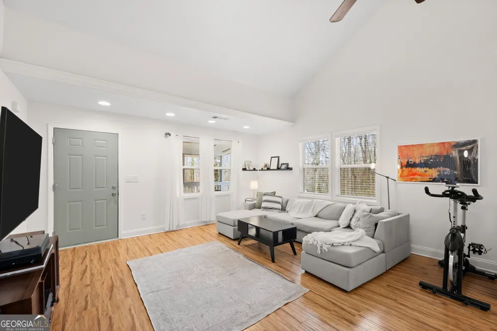 261 Silver Fox DR Dawsonville, GA 30534