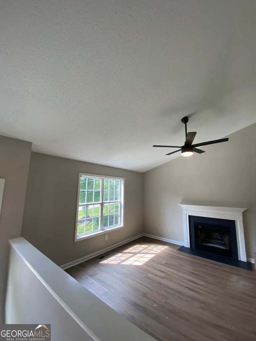51 Connie DR Dallas, GA 30157