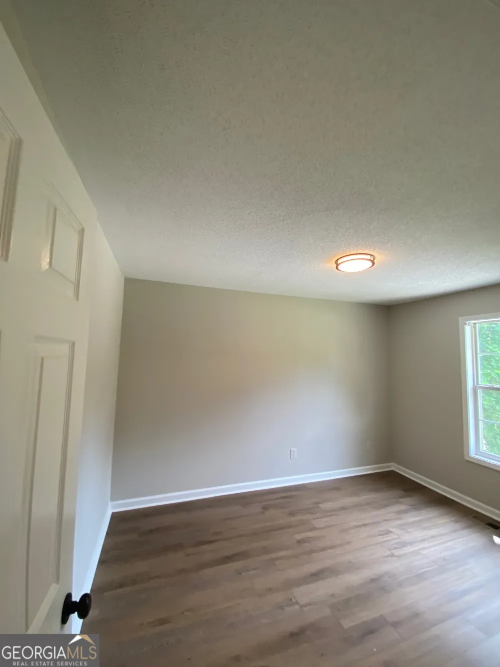 51 Connie DR Dallas, GA 30157
