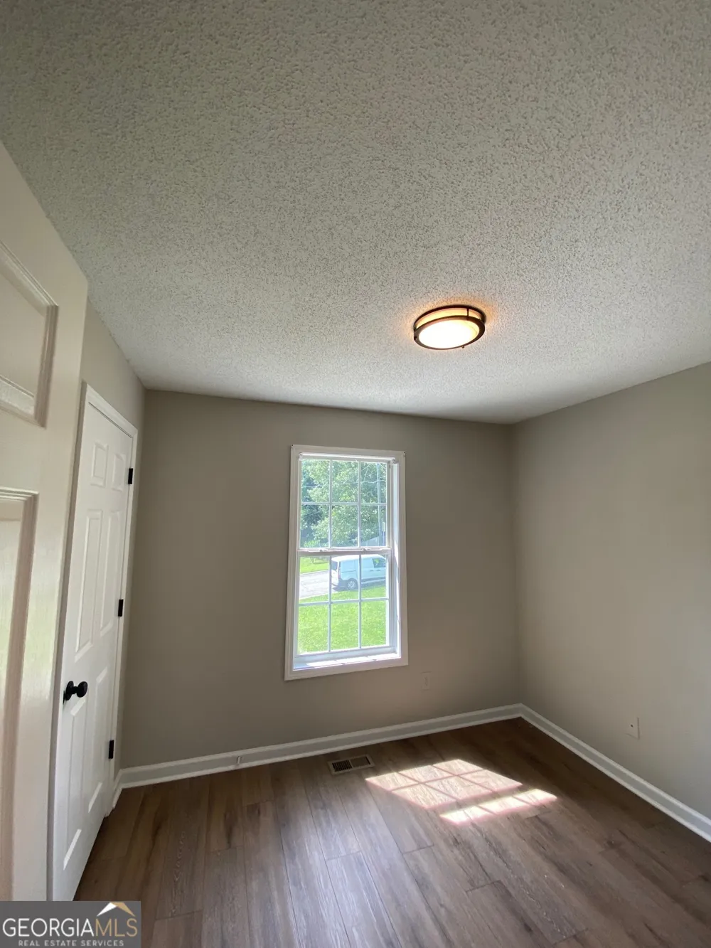 51 Connie DR Dallas, GA 30157