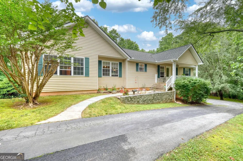 115 Ledge Lane Blairsville, GA 30512
