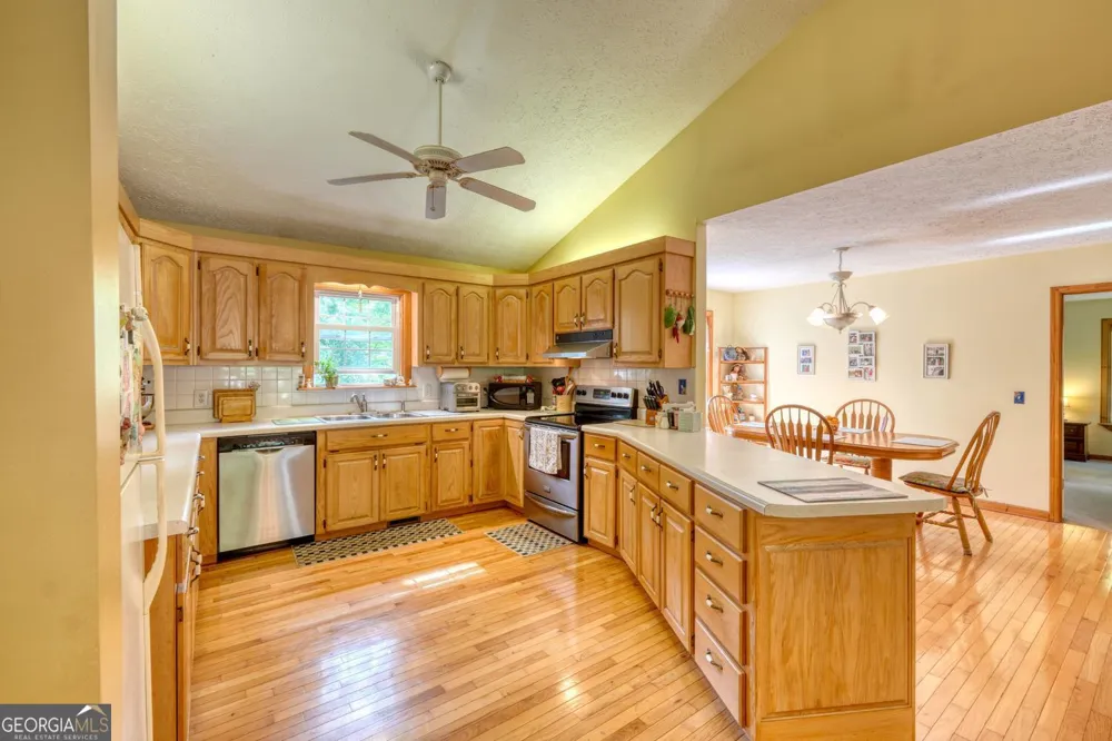 115 Ledge Lane Blairsville, GA 30512