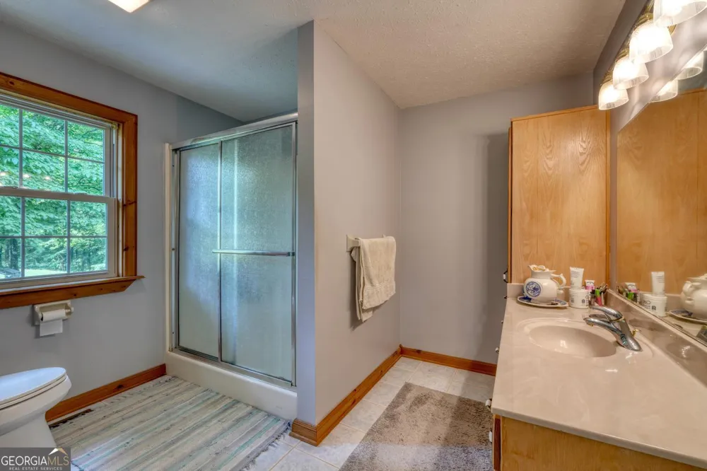 115 Ledge Lane Blairsville, GA 30512