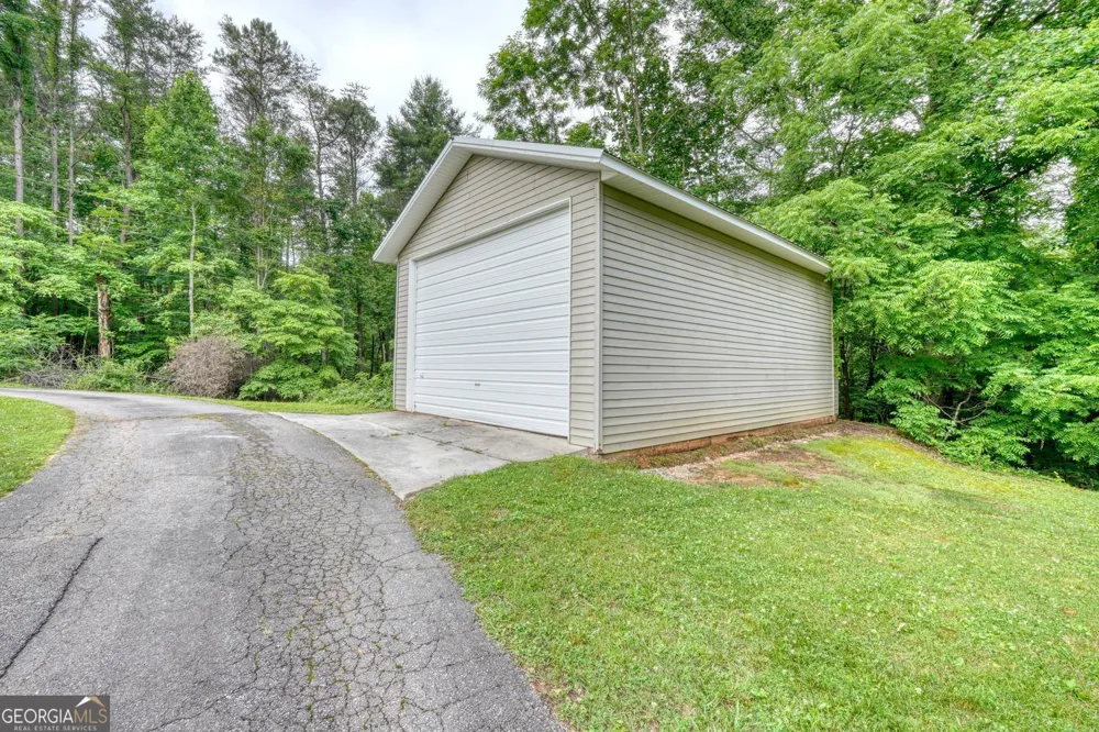 115 Ledge Lane Blairsville, GA 30512