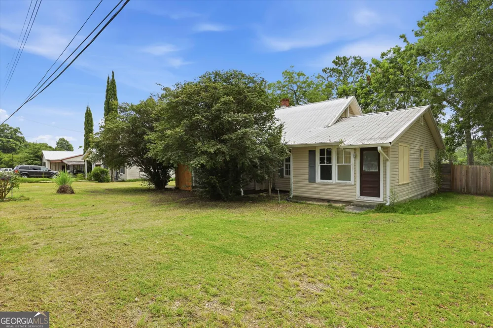 110 Houston ST Sylvester, GA 31791