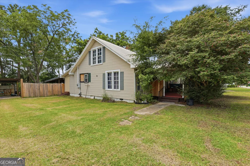 110 Houston ST Sylvester, GA 31791