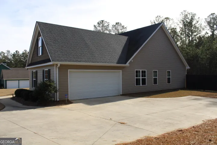 206 Cole Forest BLVD Barnesville, GA 30204