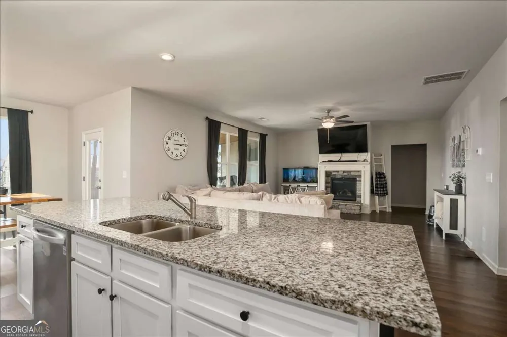 1978 Waterside CIR Bethlehem, GA 30620