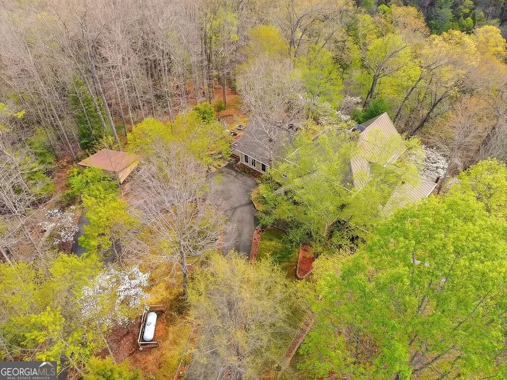 120 Bear Den RD Dahlonega, GA 30533