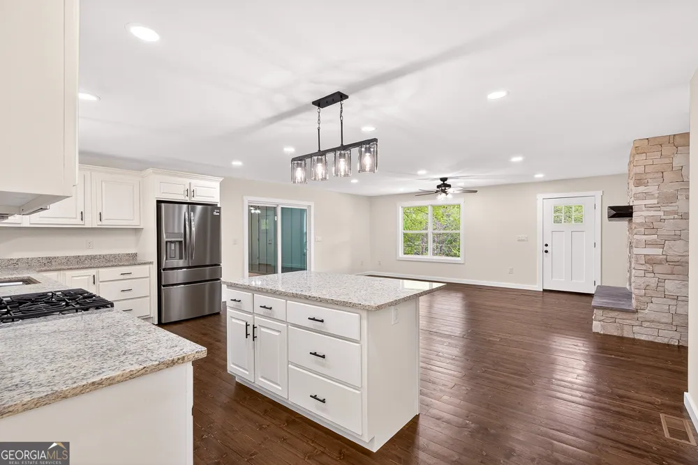 21512 Highway 515 N Blue Ridge, GA 30513