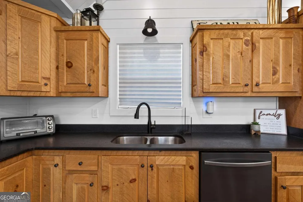 54 Barbs WAY Mineral Bluff, GA 30559