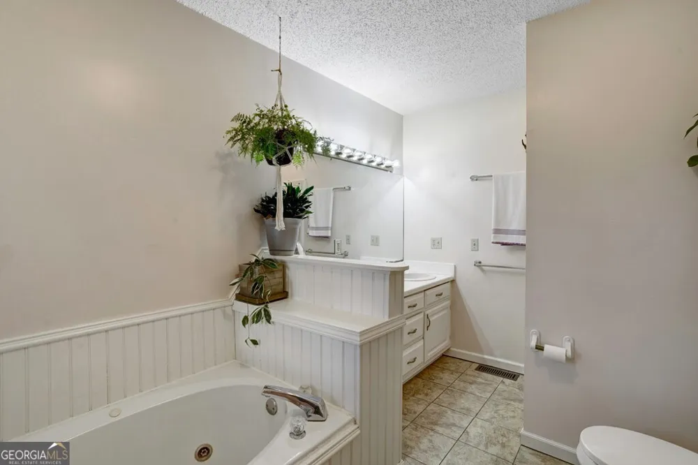 14 Rivendell WAY Hayesville, NC 28904