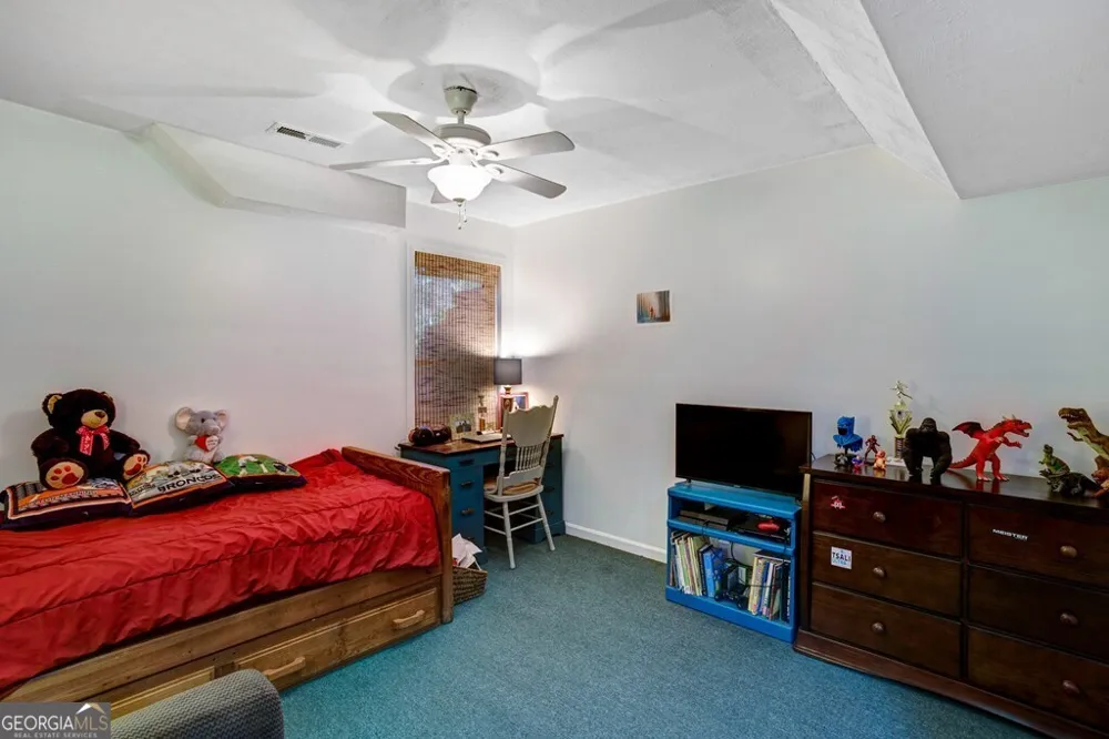 14 Rivendell WAY Hayesville, NC 28904