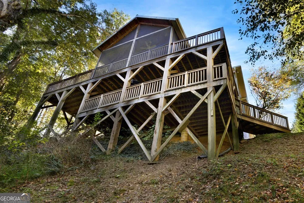 14 Rivendell WAY Hayesville, NC 28904