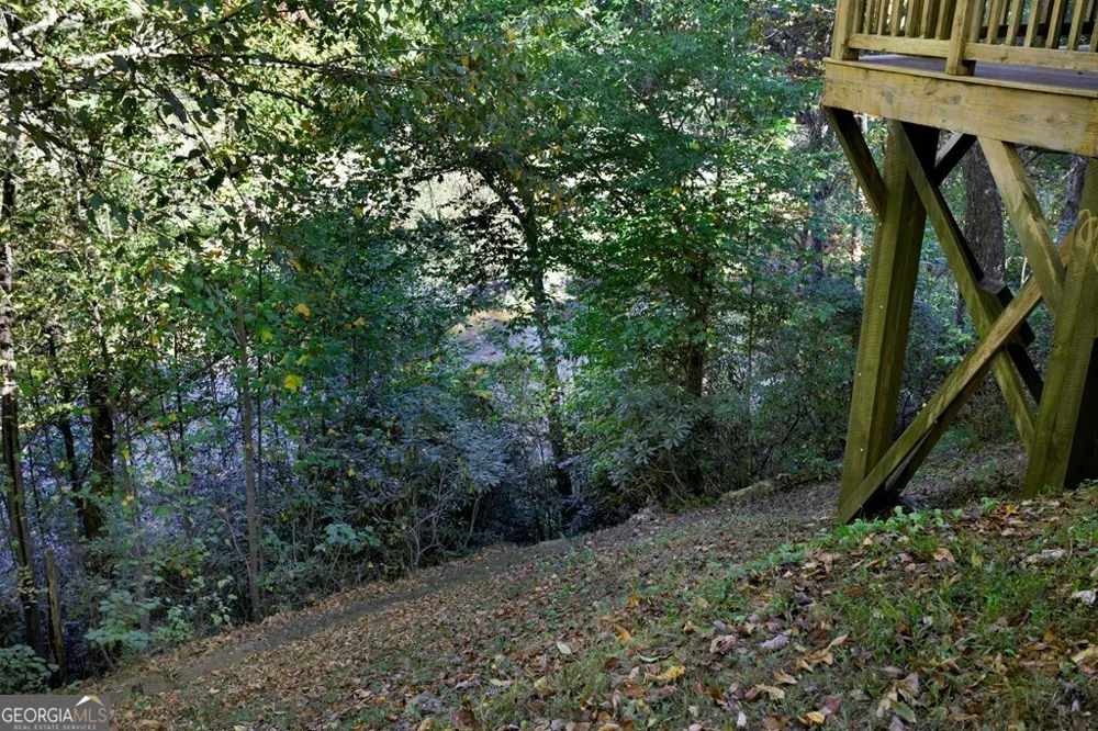 14 Rivendell WAY Hayesville, NC 28904