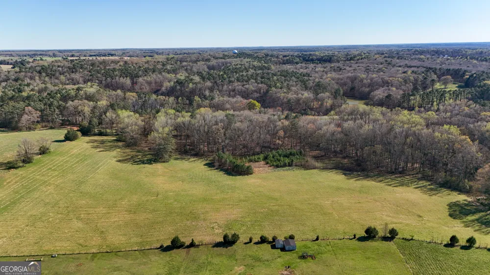40 Meadow TRL Social Circle, GA 30025