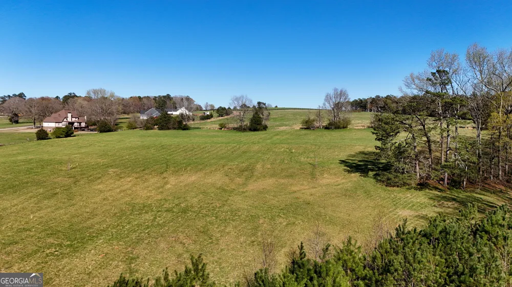 40 Meadow TRL Social Circle, GA 30025