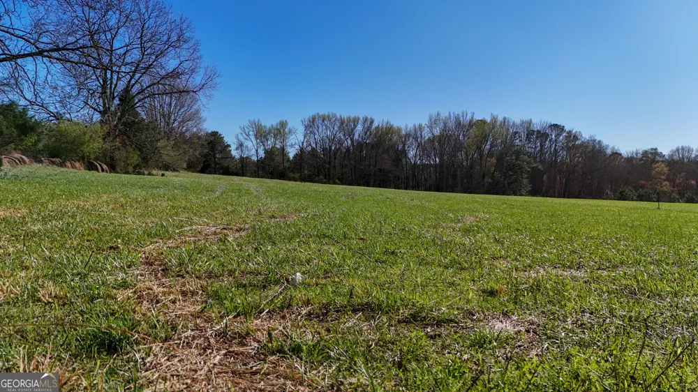 40 Meadow TRL Social Circle, GA 30025