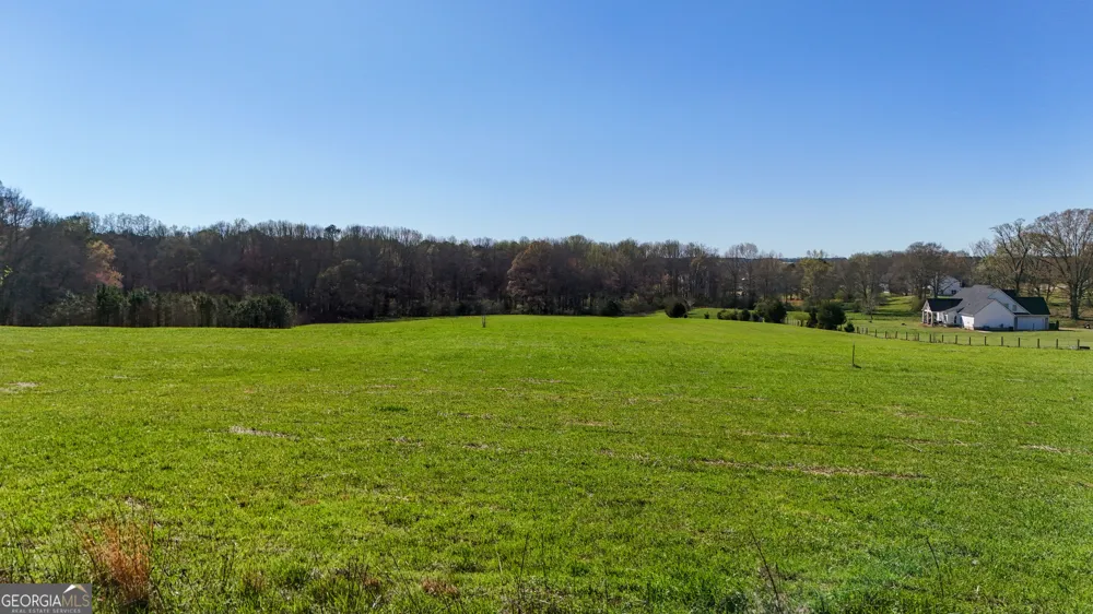40 Meadow TRL Social Circle, GA 30025