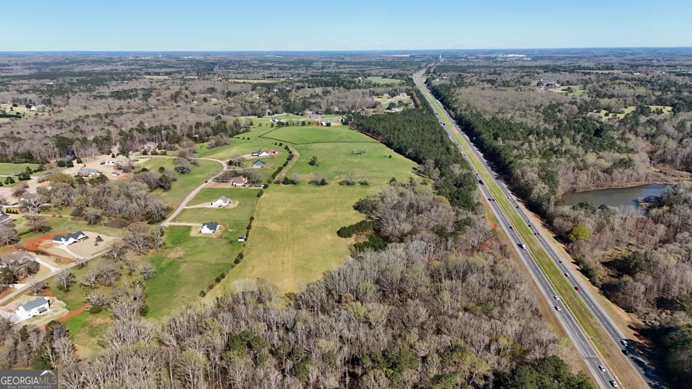 40 Meadow TRL Social Circle, GA 30025