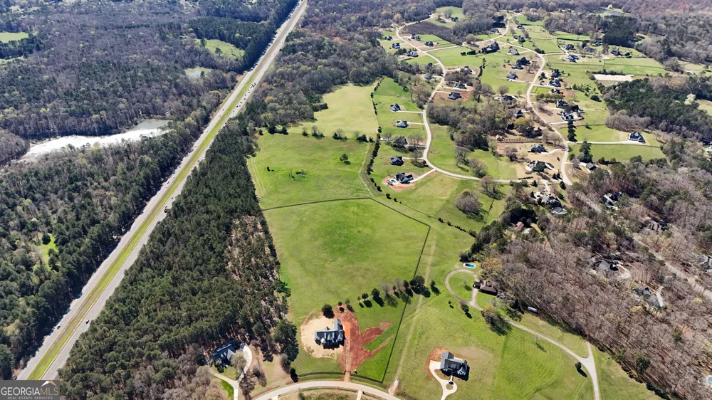 40 Meadow TRL Social Circle, GA 30025
