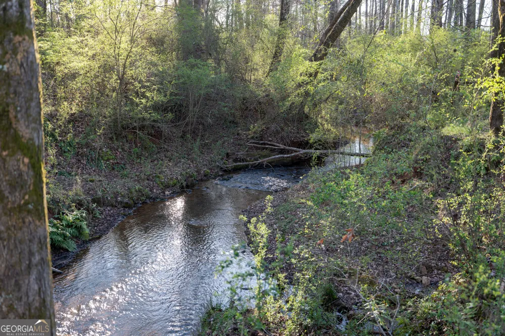 40 Meadow TRL Social Circle, GA 30025