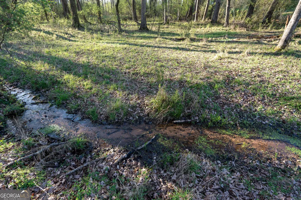 40 Meadow TRL Social Circle, GA 30025