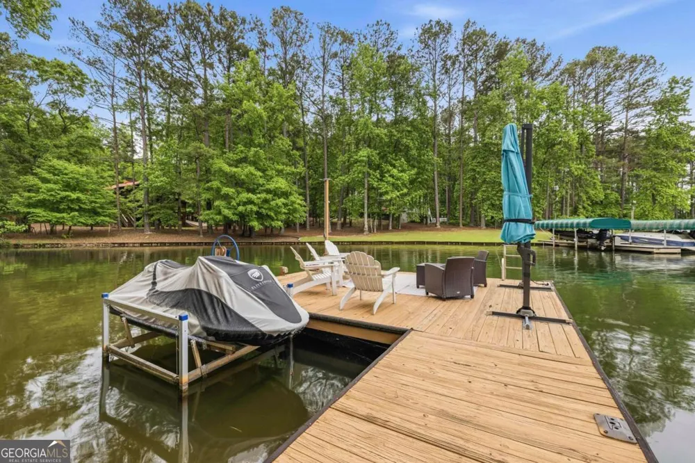 1010 Holmes DR White Plains, GA 30678