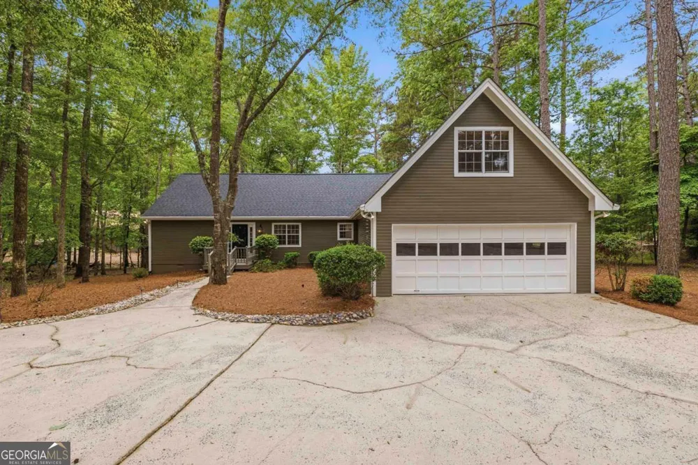 1010 Holmes DR White Plains, GA 30678