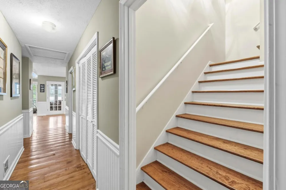 1010 Holmes DR White Plains, GA 30678
