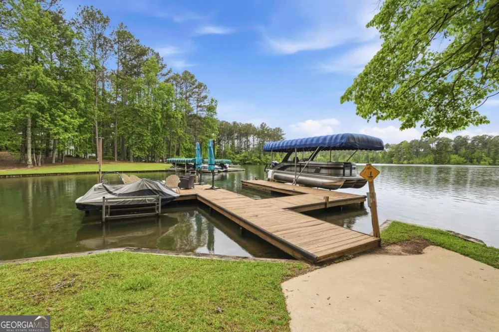 1010 Holmes DR White Plains, GA 30678