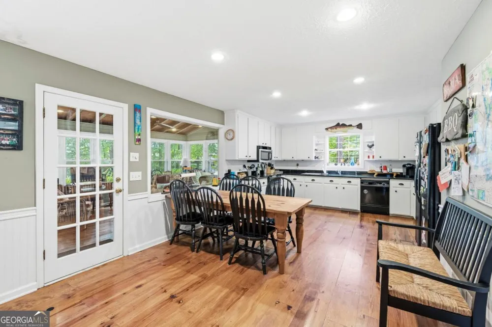 1010 Holmes DR White Plains, GA 30678