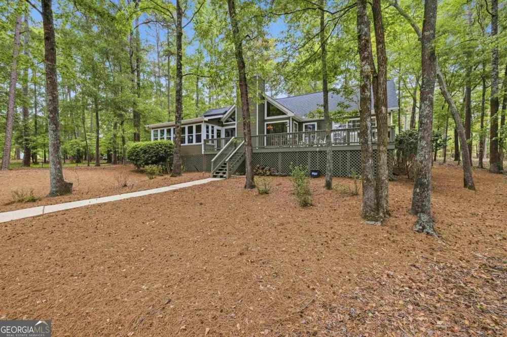 1010 Holmes DR White Plains, GA 30678