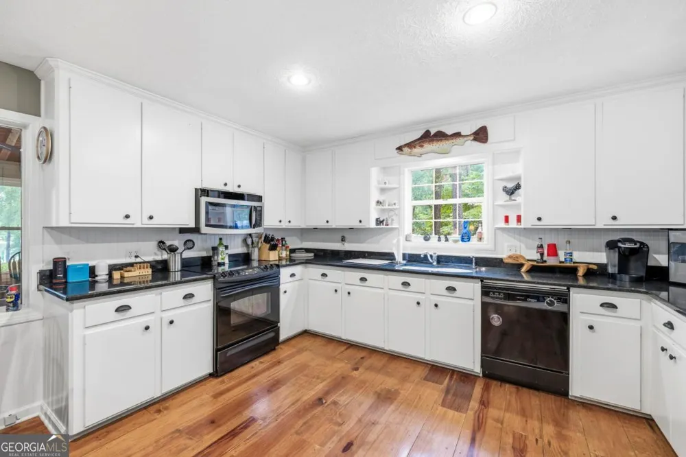1010 Holmes DR White Plains, GA 30678