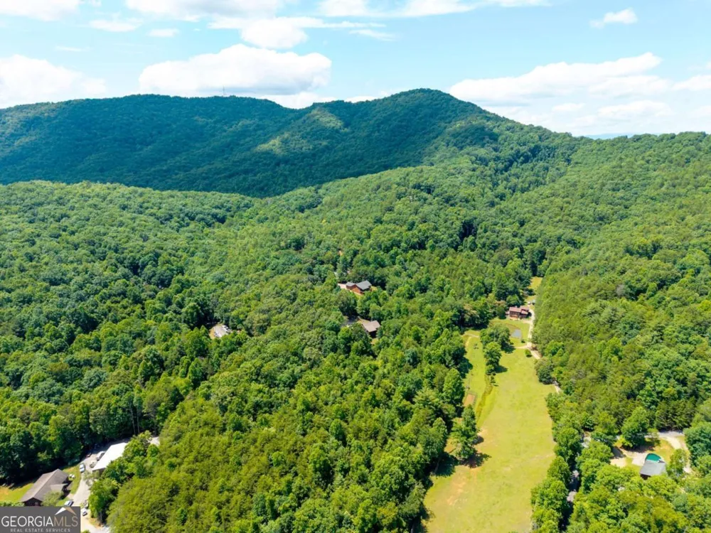 578 Dockery Creek RD Young Harris, GA 30582